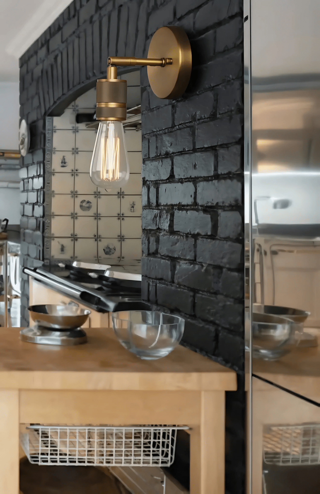 Industrial Wall Light - Hestia + Co.